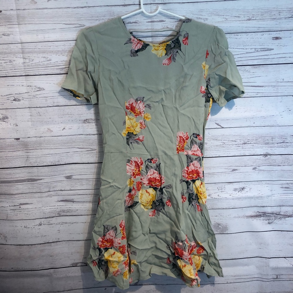 NWOT Privacy Please Henson Floral Mini Dress - Picture 2 of 7